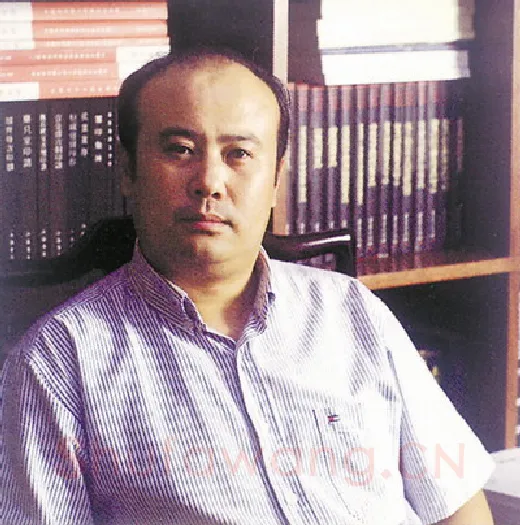 当代篆刻家(许雄志)人物介绍及篆刻作品欣赏